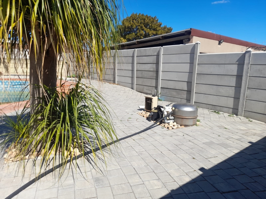 3 Bedroom Property for Sale in Retief Eastern Cape